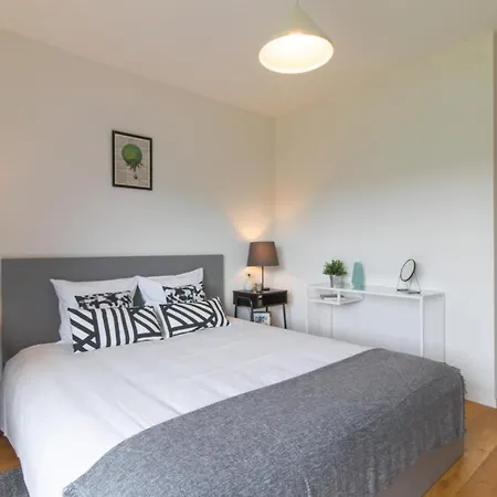 Modern 2 Bedrooms At Le Bouveret. Self-checkin.