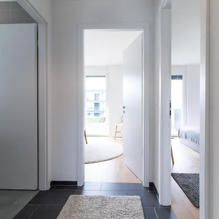 Modern 2 Bedrooms At Le Bouveret. Self-checkin. * Port-Valais