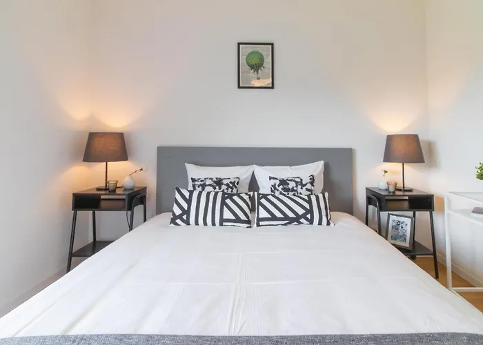 Modern 2 Bedrooms At Le Bouveret. Self-checkin. Port-Valais