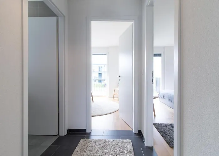 Modern 2 Bedrooms At Le Bouveret. Self-checkin. * Port-Valais