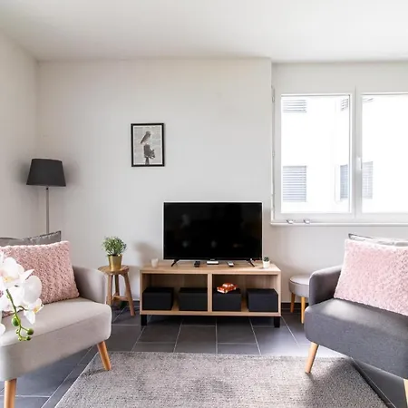 Modern 2 Bedrooms At Le Bouveret. Self-checkin.