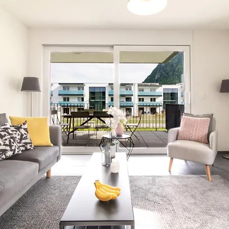 公寓 Modern 2 Bedrooms At Le Bouveret. Self-checkin. Port-Valais