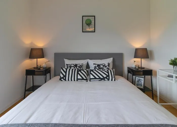 公寓 Modern 2 Bedrooms At Le Bouveret. Self-checkin.