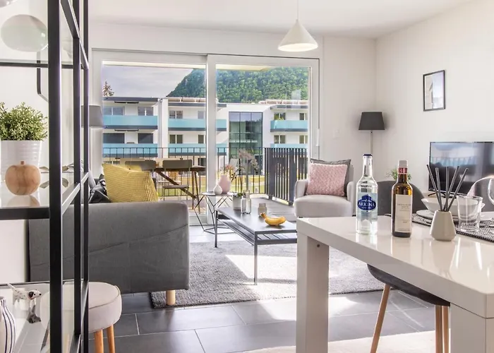 Modern 2 Bedrooms At Le Bouveret. Self-checkin. 公寓 *
